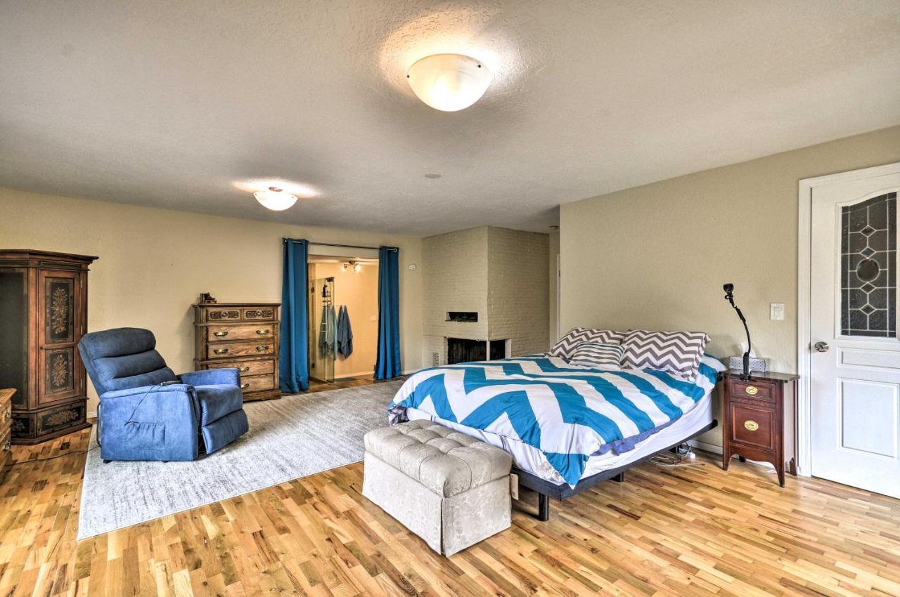 Charming Kelso Home With Proximity To Cowlitz River! ภายนอก รูปภาพ